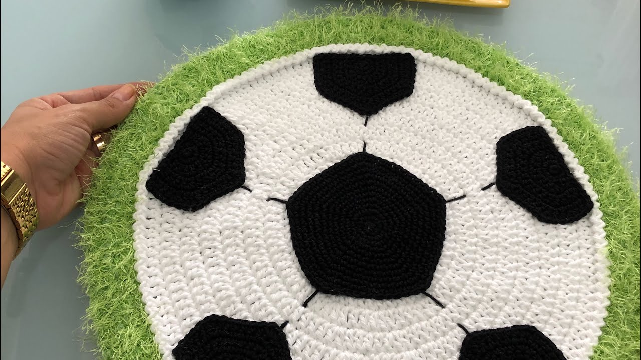 Sousplat de crochê - Bola de futebol