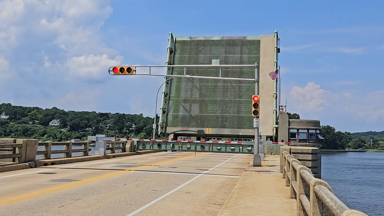 Oceanic Bridge (Opening & Closing) 7/21/2024. Rumson, NJ