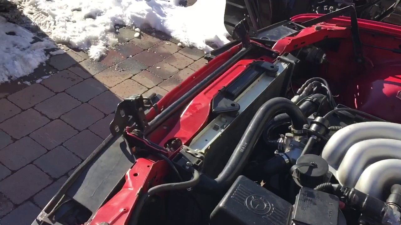 Bmw e30 327is with 272 cams
