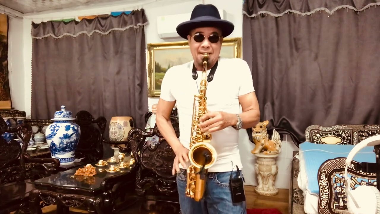 What's going on - 4Non Blondes - sax covered by Yen Dao