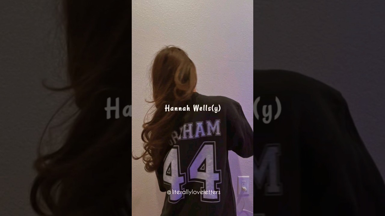 Hannah Wells// The Deal by Elle Kennedy