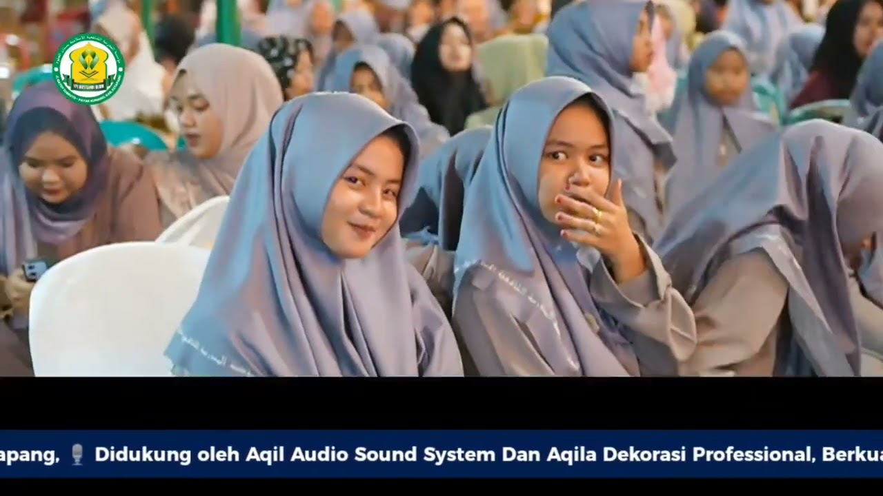 PENERIMAAN HADIAH LOMBA dalam rangka HAFLAH KHOTMIL QUR'AN YPI BUSTANUL ULUM KALBAR