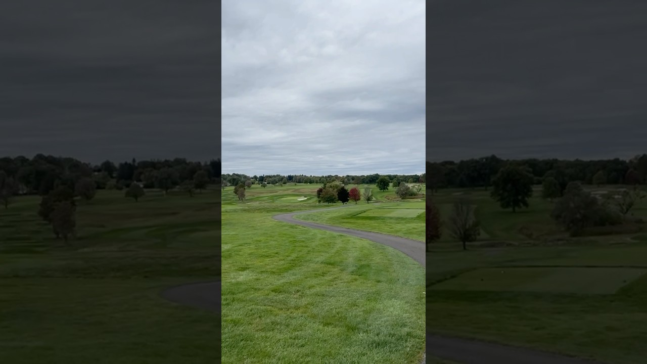 Private course COUNTRY CLUB OF SCRANTON (Hole 1). Fast greens, wide open fairways. Epic!  #golfing