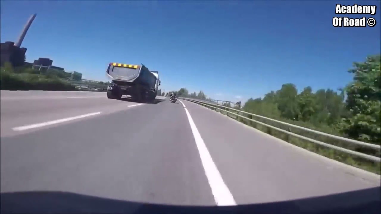✅ Amazing Exciting police motorcycle chase in Finland with a surprise ending #part1✅