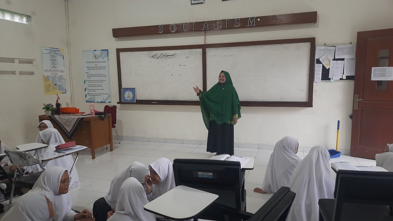 ICE BREAKING ANTIBOSAN DALAM PEMBELAJARAN BAHASA INDONESIA