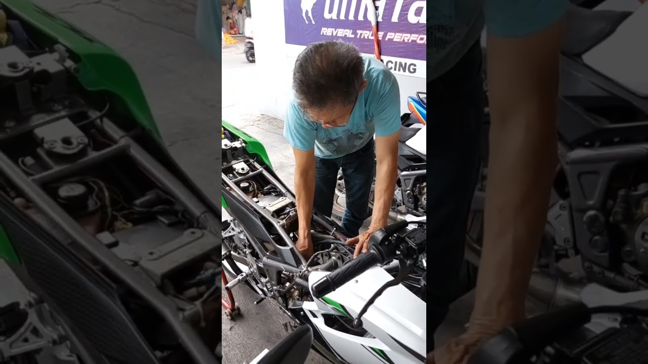 Pasang Velocity Moto1 di Kerry Motor Sport #2tak #2takindonesia #2takmenolakpunah