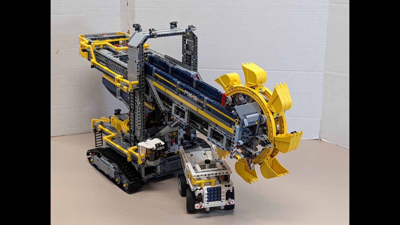 LEGO Technic Bucket Wheel Excavator 42055 Set Review