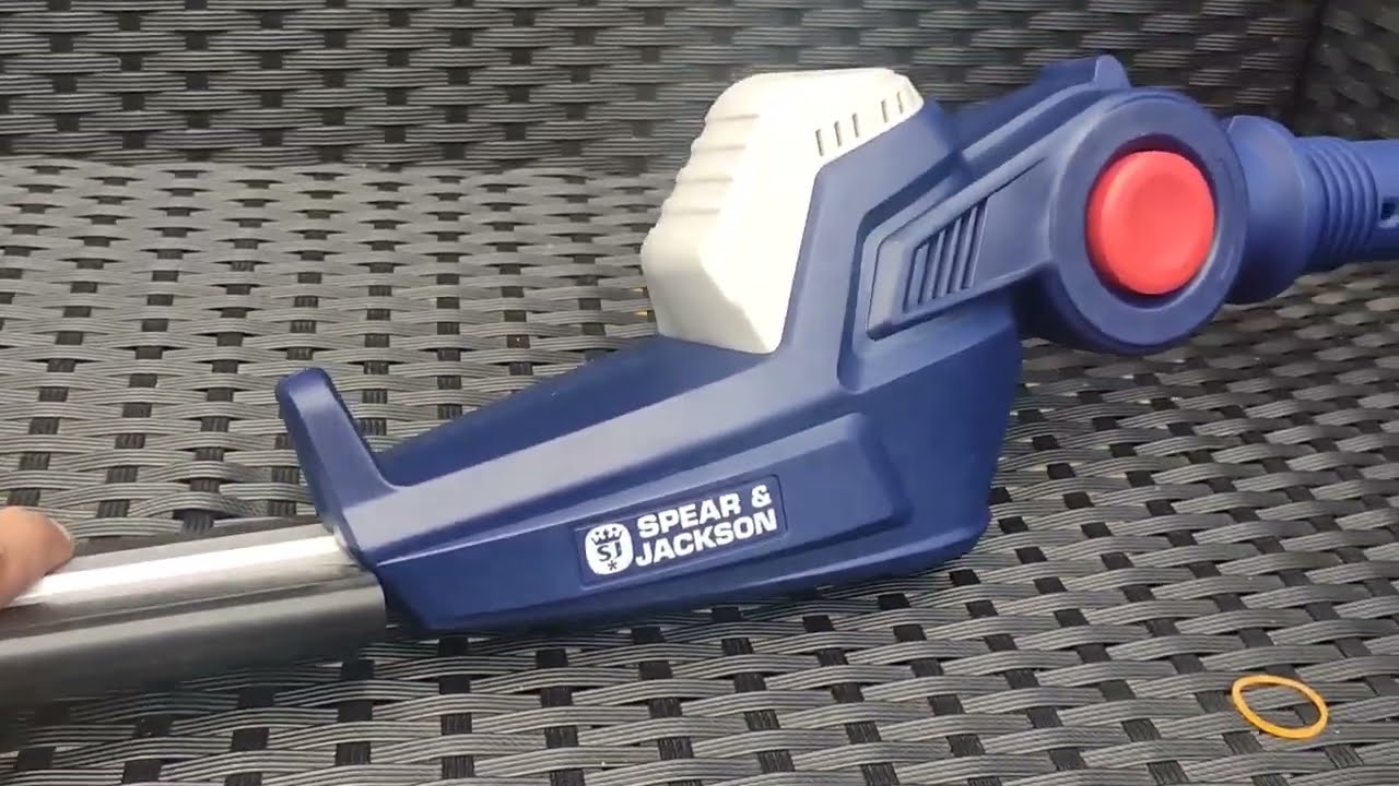 Testing the Argos Cordless Hedge Tree Trimmer