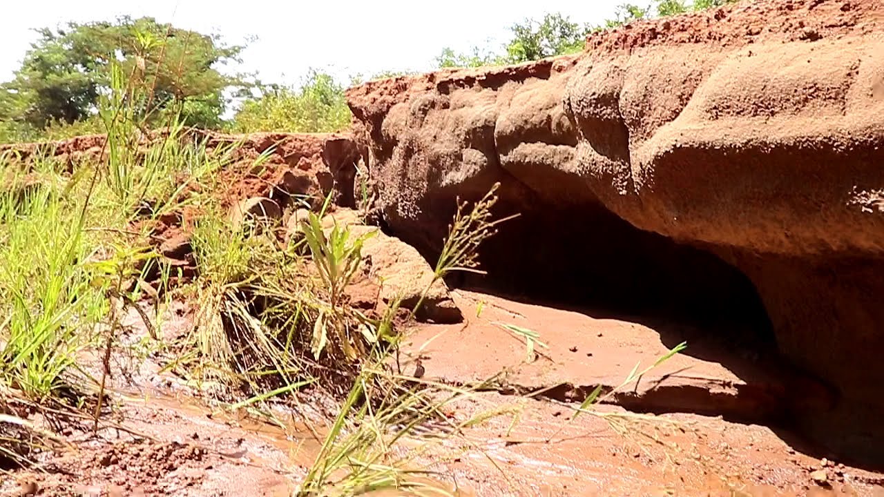 THE STATE OF LIRA-KITGUM ROAD SECTION IRKS LIRA RESIDENTS
