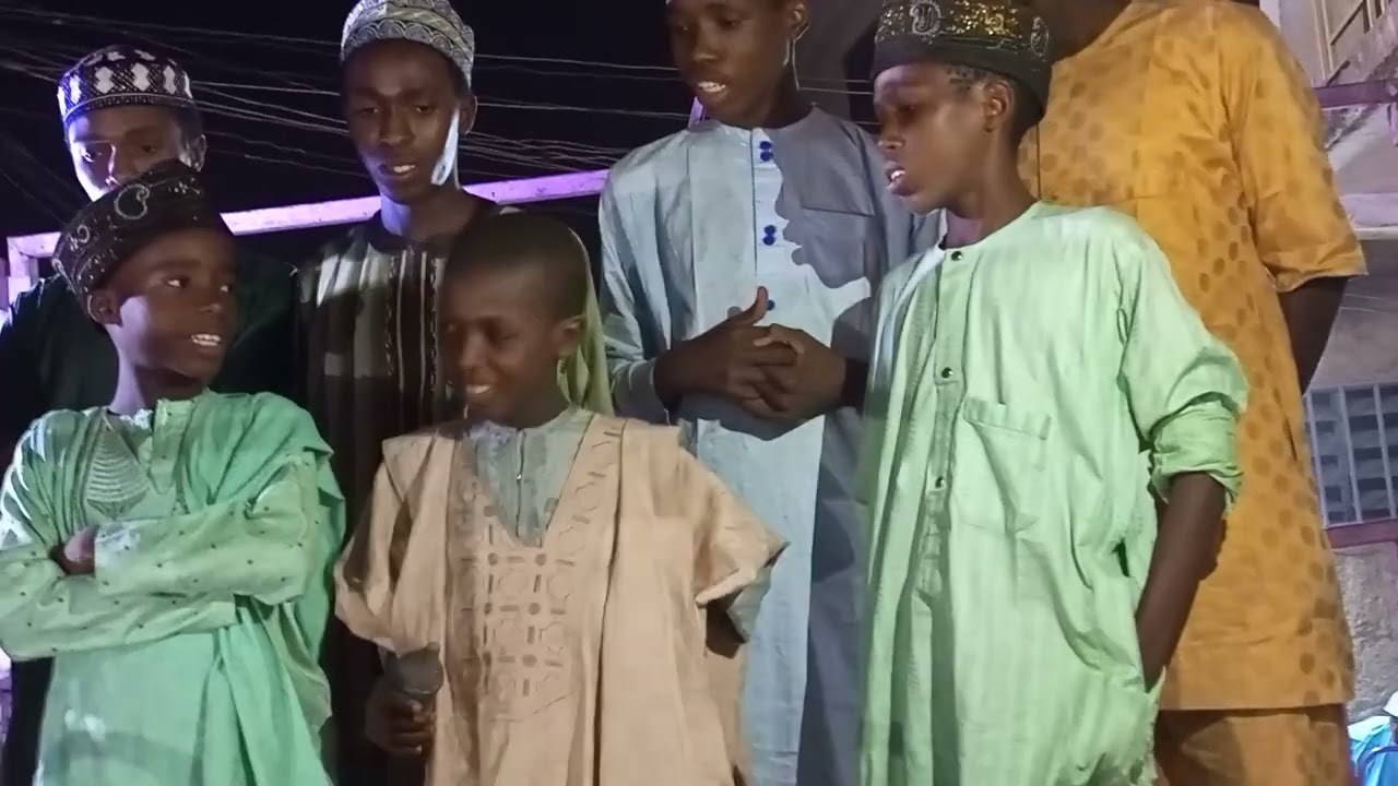 begen da matasan yaran bashir dandago sukayi