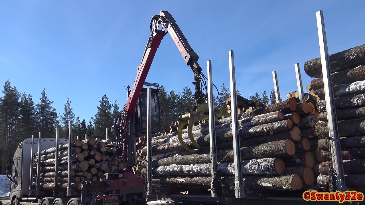 4K| Volvo FH Timber Truck Unloading