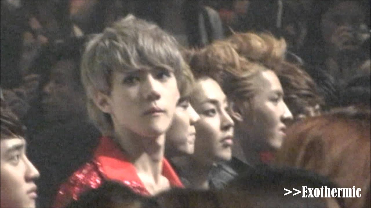 121130 MAMA Hong Kong-EXO's reaction when the stage giving the award 