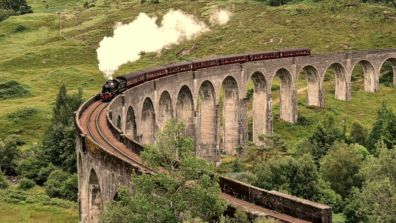 autumnal ride on the hogwarts express | harry potter ambience | dark academia