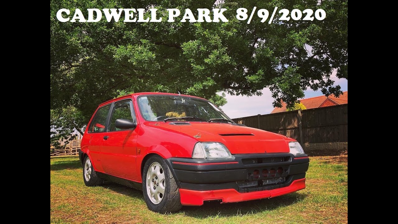 Rover Metro VVC Cadwell Park - BMW M2 Chasing
