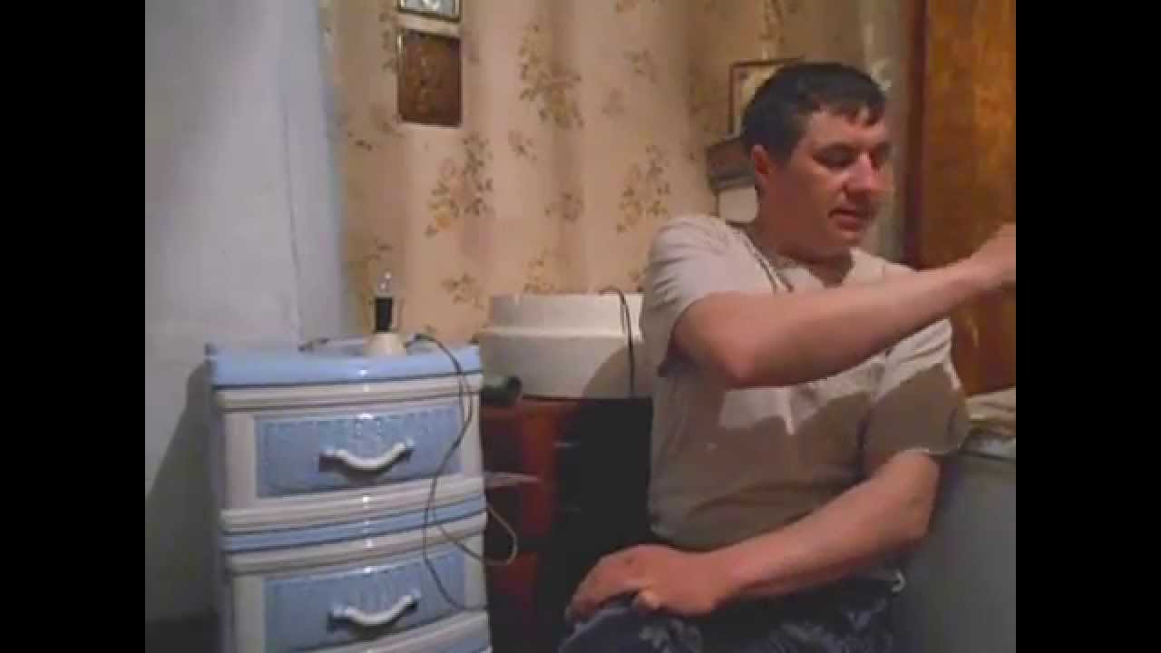 Проверяем яйца овоскопом