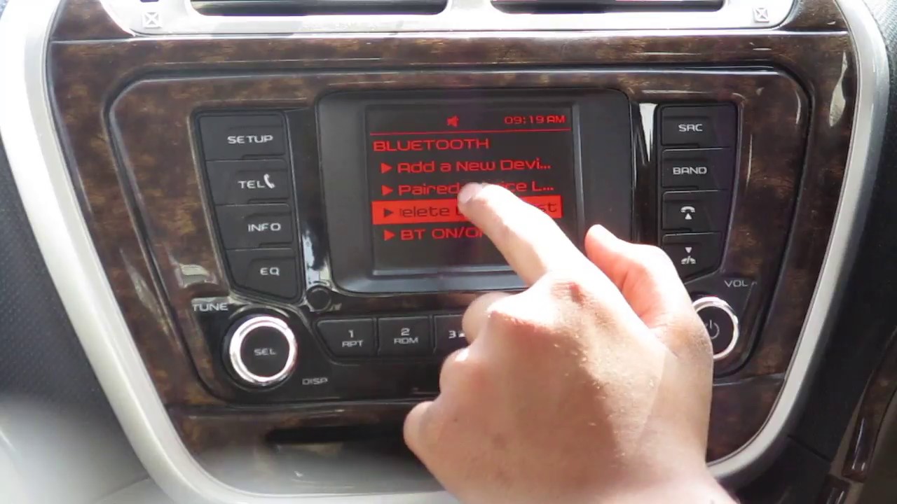 Mahindra tuv300 infotainment system explained./ Functions of Mahindra tuv 300 infotainment. 2020