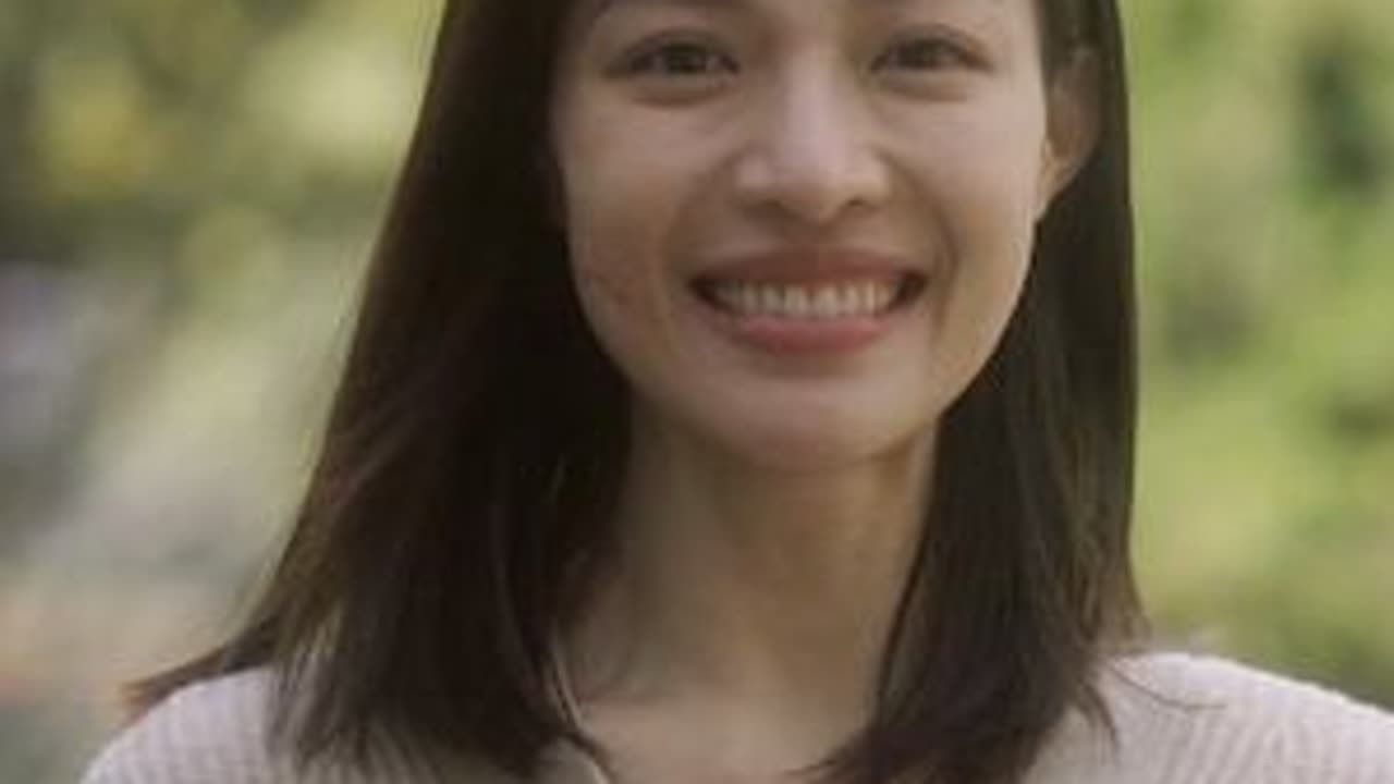 从谷底迎风而上，向前跑与生活对抗。加油，每一个程安心！@钟楚曦 #如果奔跑是我的人生