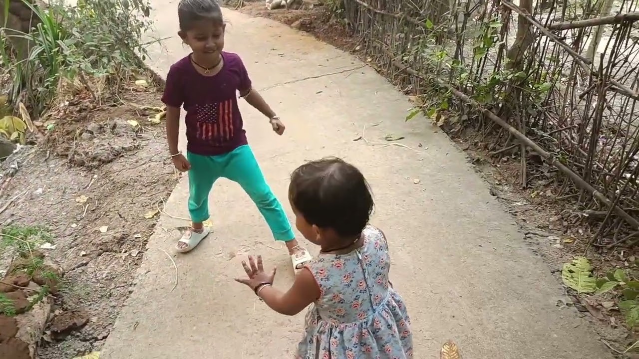 Mera Dil beti khana khane ke liye gey the video 
