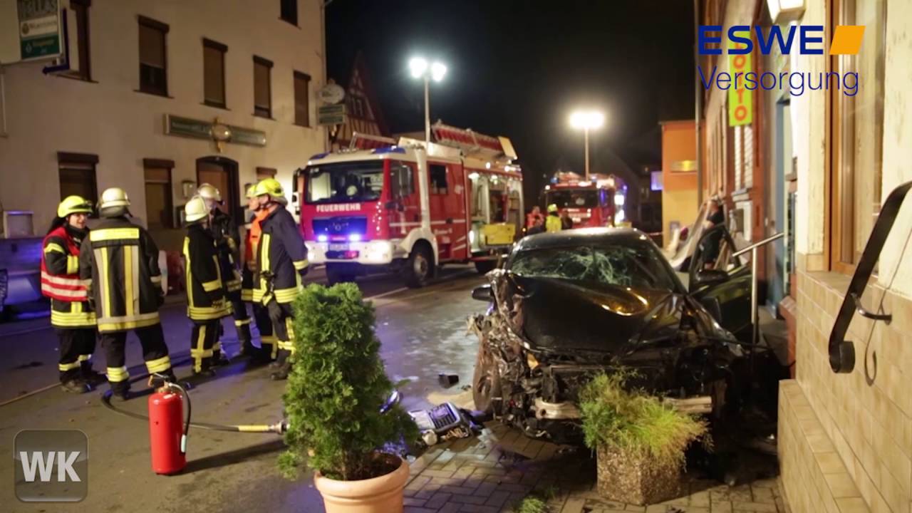 Bad Schwalbach: Autokorso endet mit schwerem Unfall