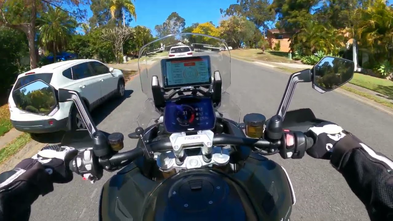 2022 Triumph Tiger 1200 with Evotech GPS mount   4K