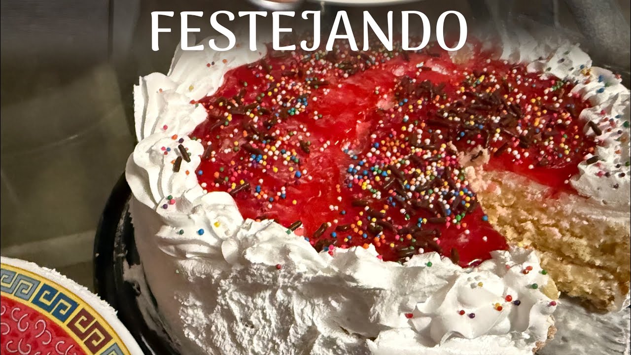 COCINANDO UN RICO MENUDO + DELEITÁNDONOS UN RICO PASTEL DE 3 LECHES. 😉🎉👏🎂😍