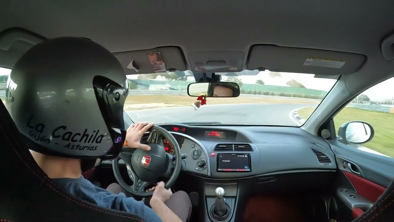 Circuito Jarama 12-02-2022           Honda Civic Type R Fn2                   Battle Civic - Clio
