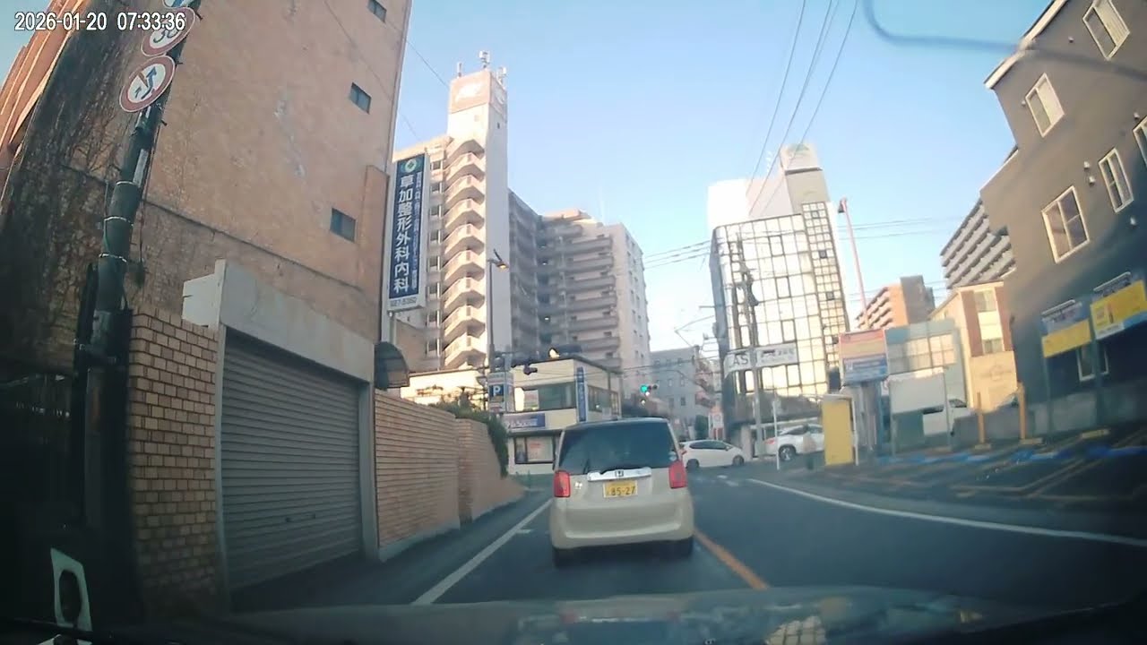 ドラレコ　2026.01.20　07:35　中央１丁目