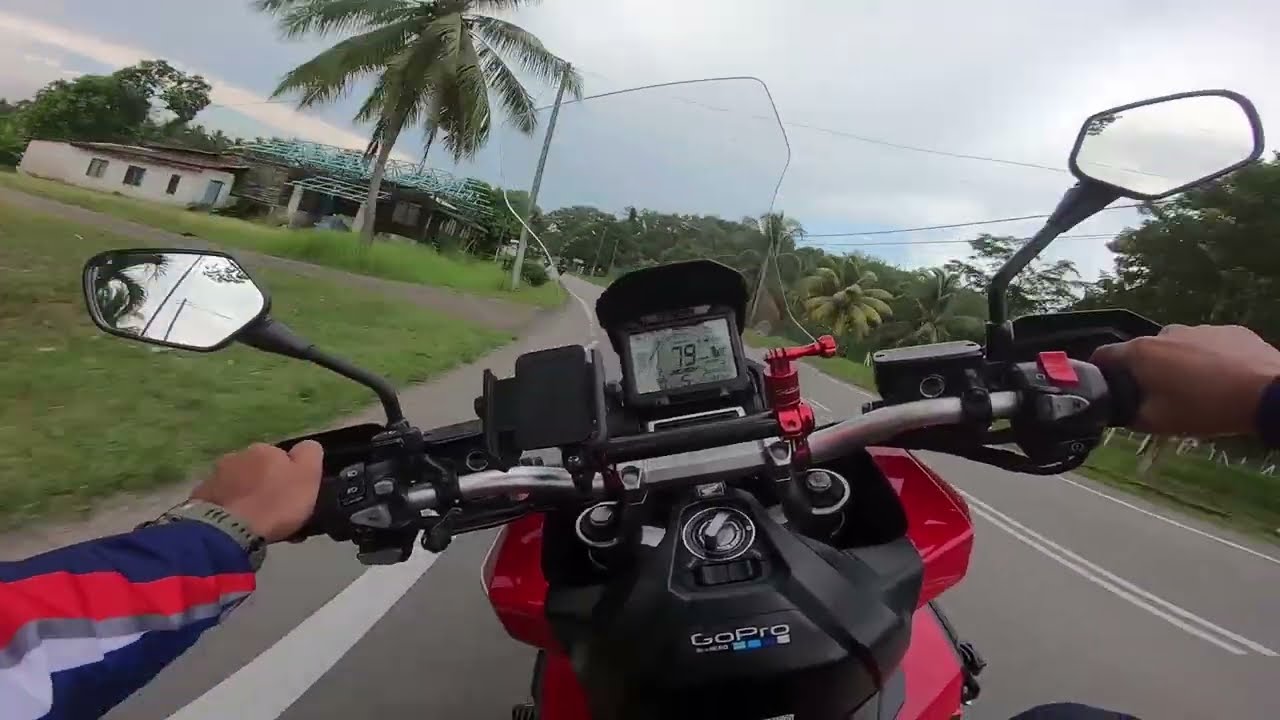 Honda X-ADV 750 sound 3 l Makan Durian [RAW Onboard]