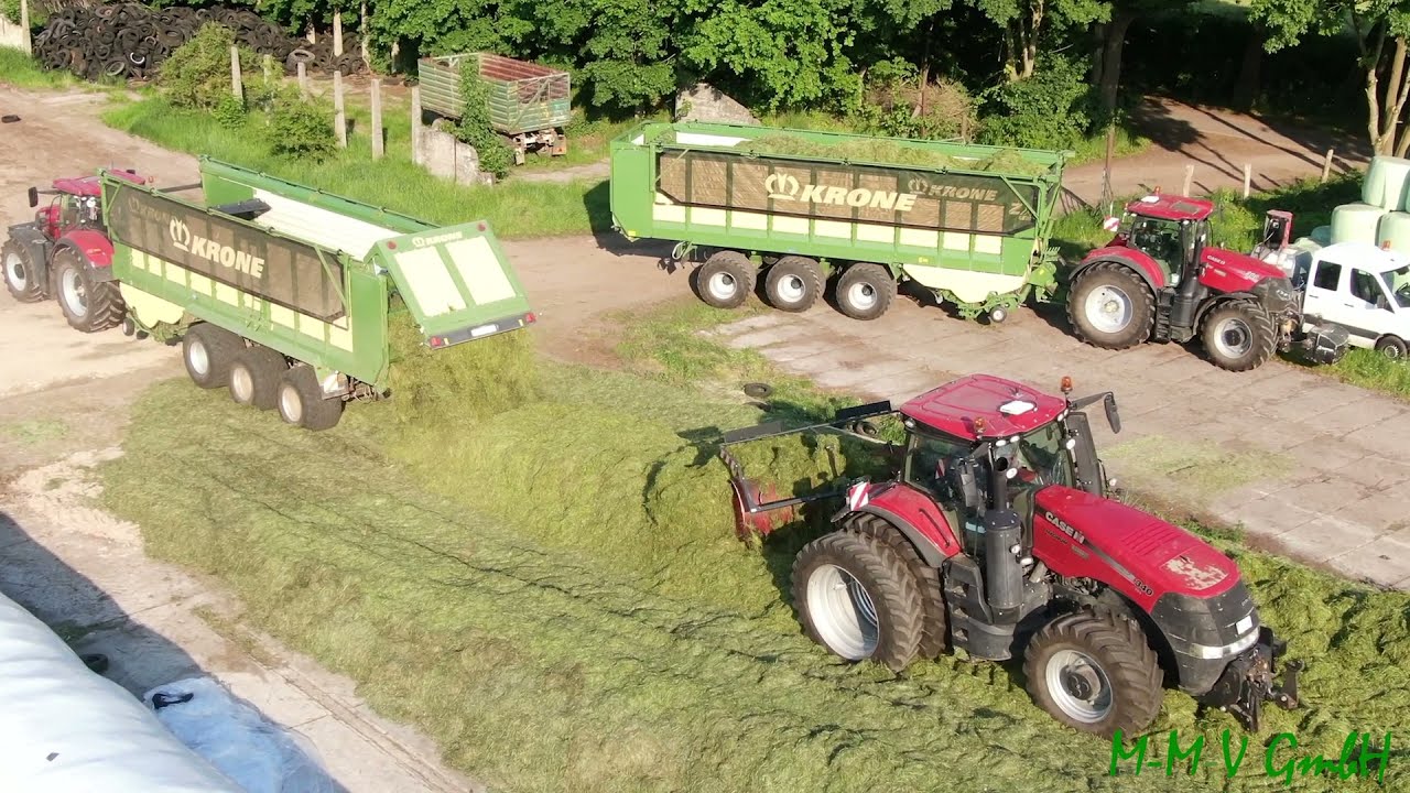 M M V GmbH - Grünland Ernte 2021 / John Deere - Krone BIG X 630 - Case - New Holland