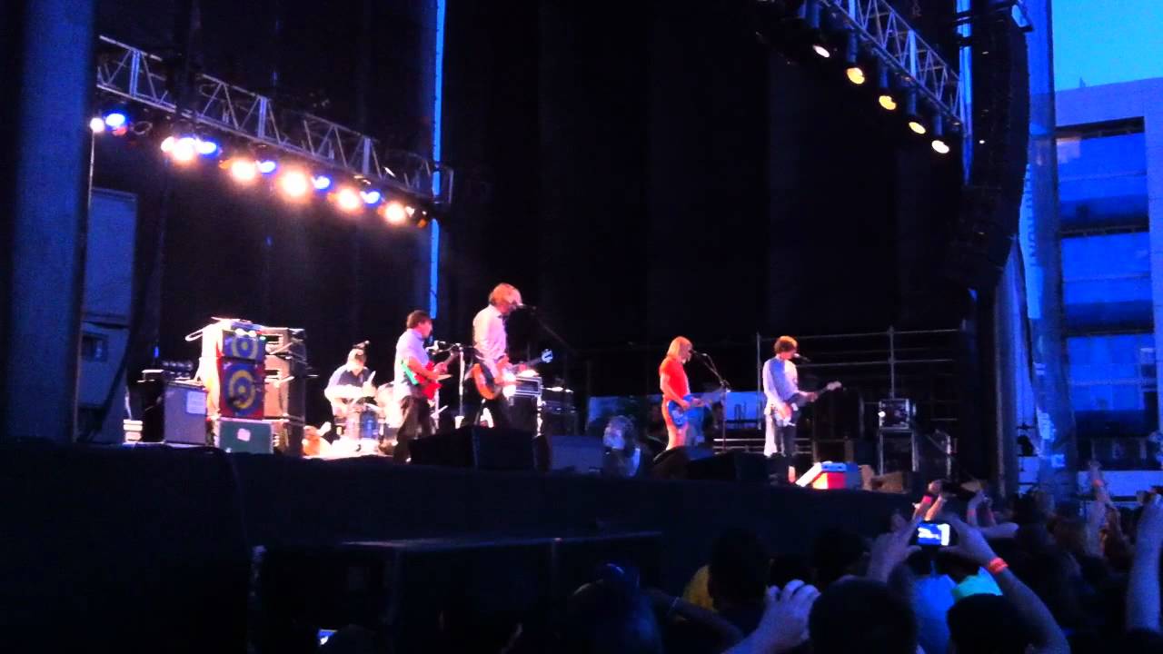 Sonic Youth - Death Valley 69 (Live @The Williamsburg Waterfront, Brooklyn, New York )