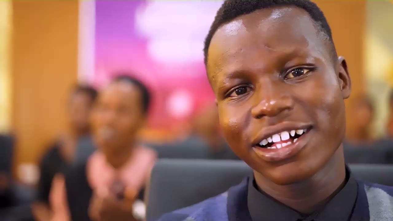 Nalipenda Kanisa  by Nyasubi Youth Choir. 