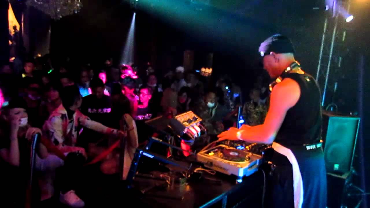 音義　DJ 団長