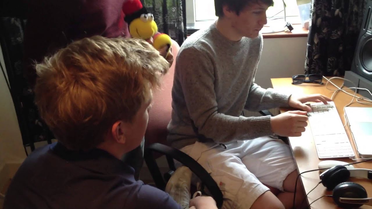 District3 Studio Countdown to the 3eek Out Tour