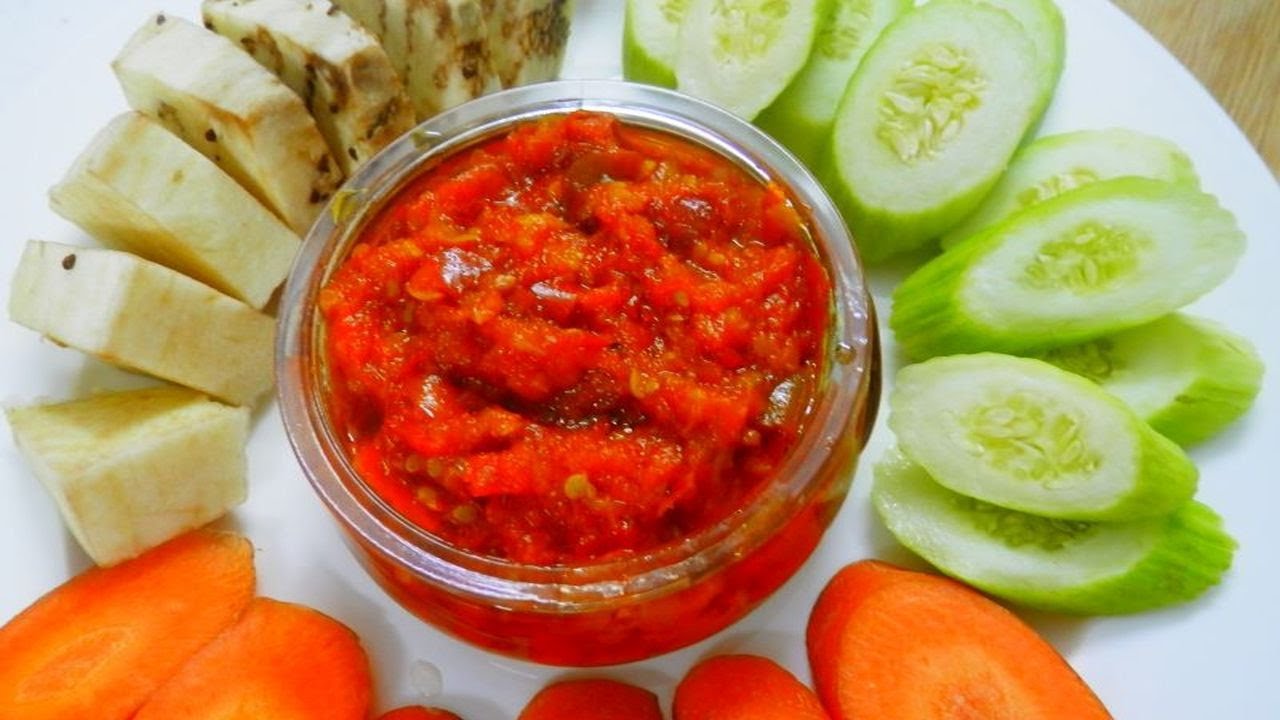 صوص طماطم حارة - سمبل أوليك كورين الاندونيسي + طريقة سهلة لتقشير طماطم | SAMBAL OELEK INDO STYLE