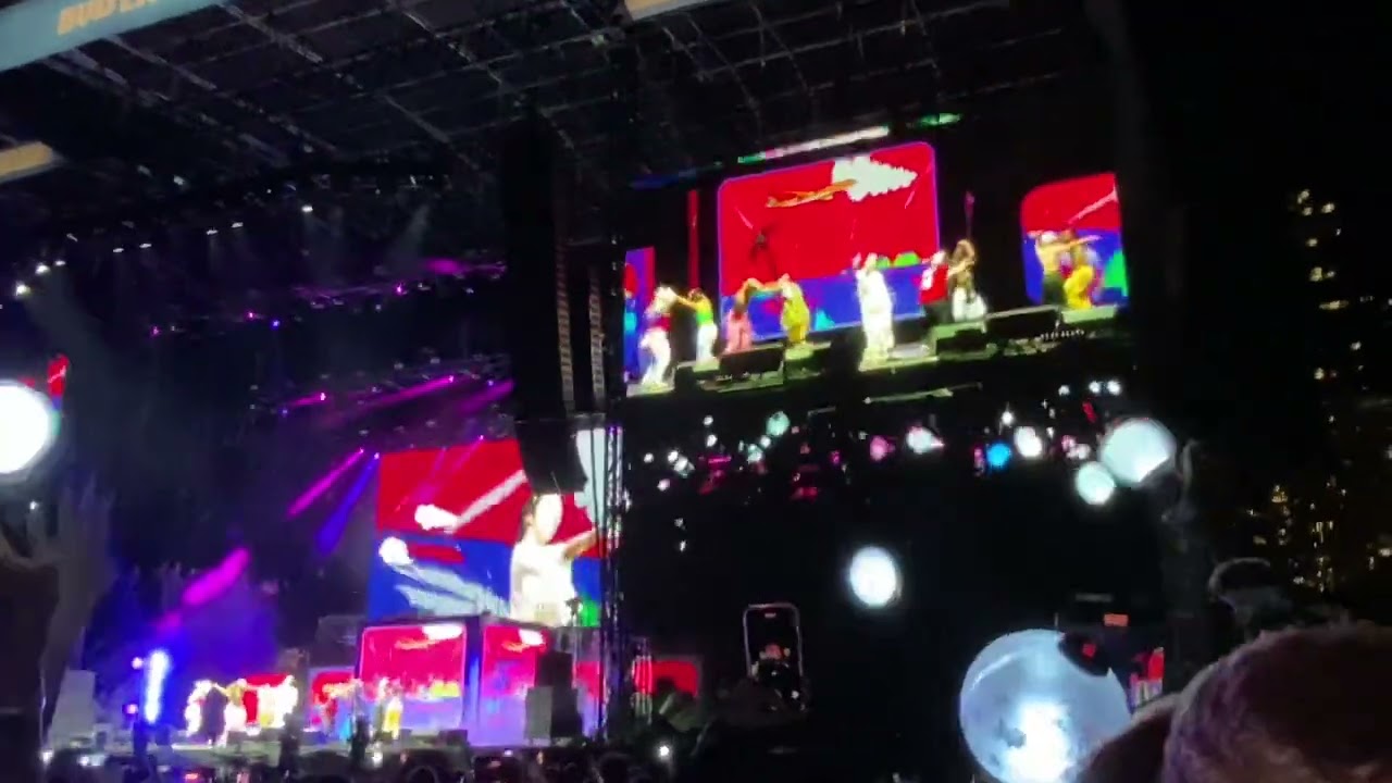 J-Hope @ Lollapalooza 2022 Fancam | Hope World