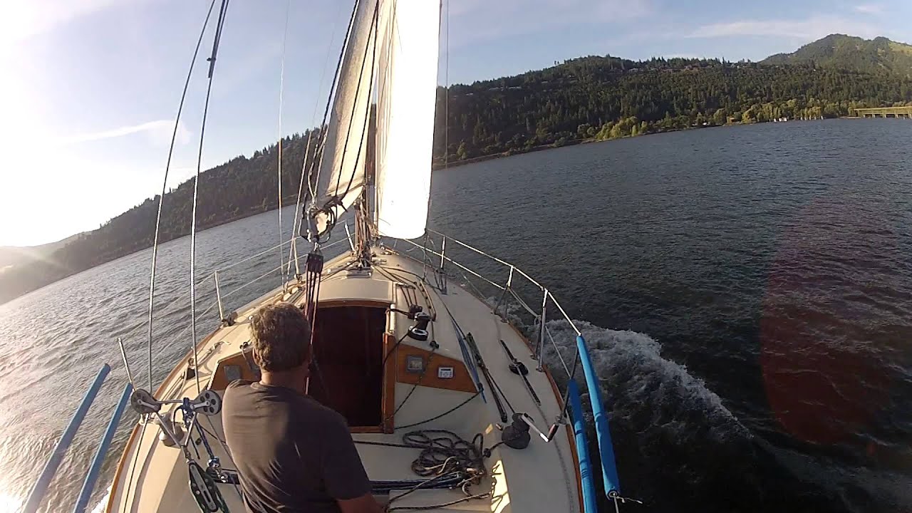 Greg Duhon J30 Solo Sail in The Columbia River Gorge