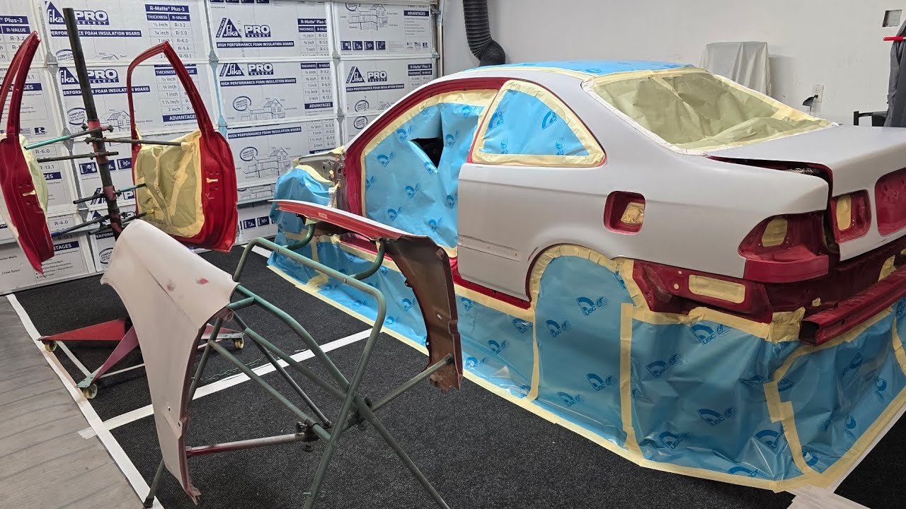 part 9 . 99 civic  paint restoration. all completely  wrapped up for the holidays!