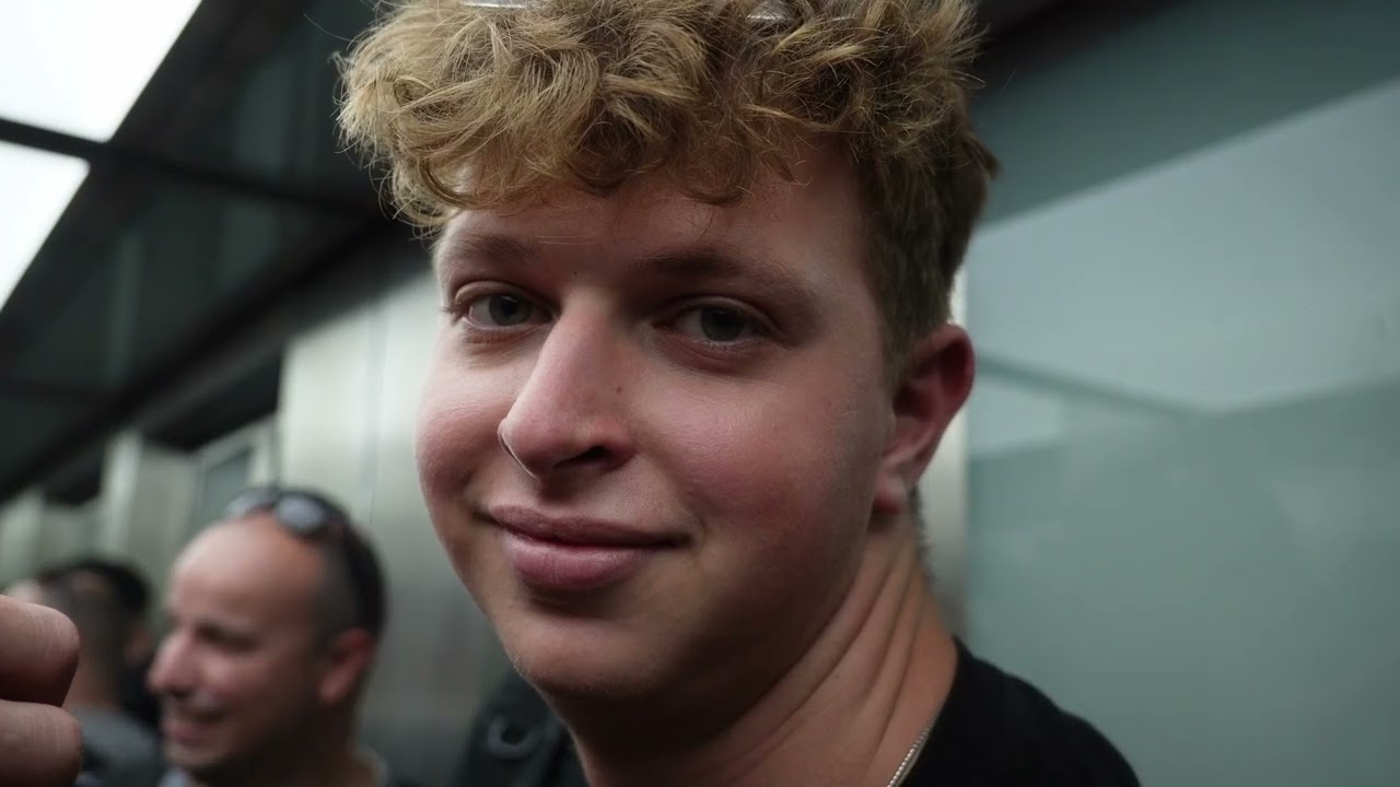 Baby Lasagna - Tour Vlog Episode 6
