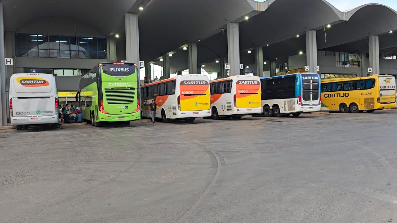 As FÉRIAS COMEÇARAM! SARITUR DOMINOU o PRIMEIRO DIA de FÉRIAS na RODOVIÁRIA de MONTES CLAROS MG