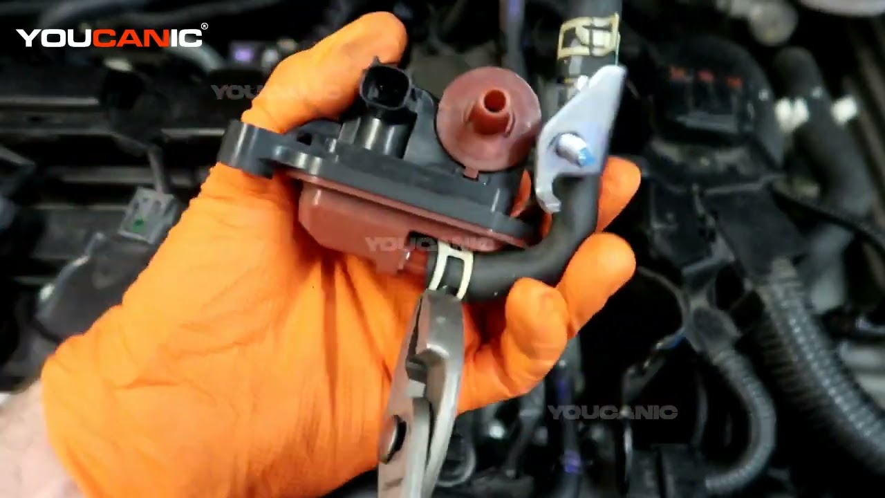 Замена датчика клапана продувки адсорбера Honda — P92-4