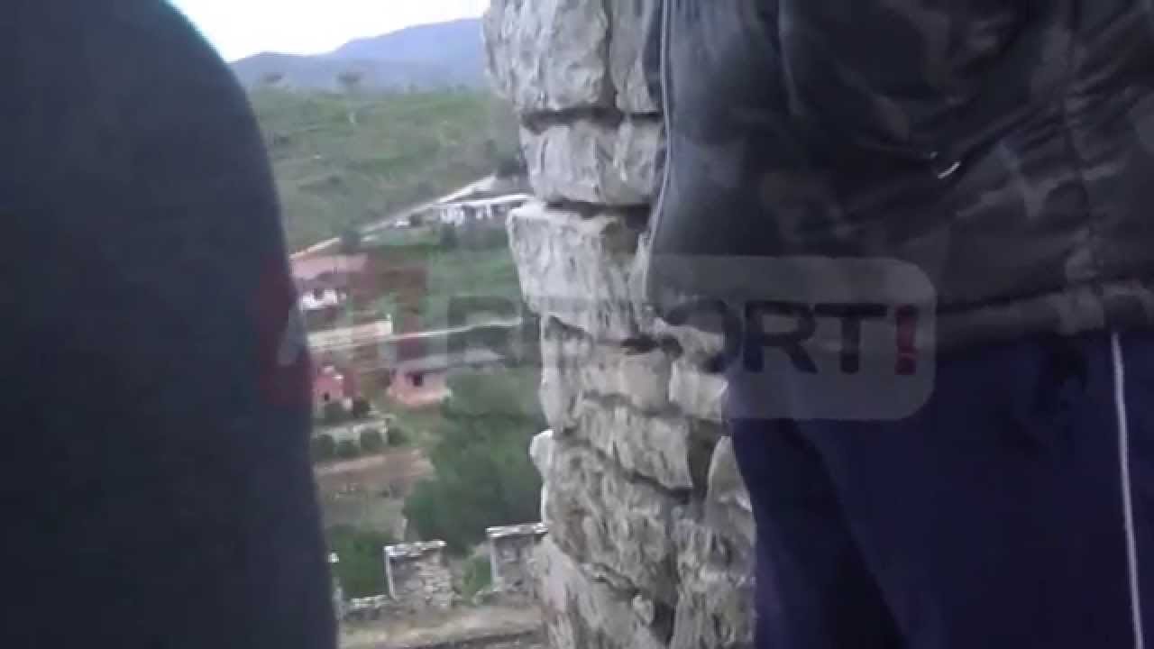 O Berat ce pate fat, cunat e djegin nga nje 3 fletsh per variacion!