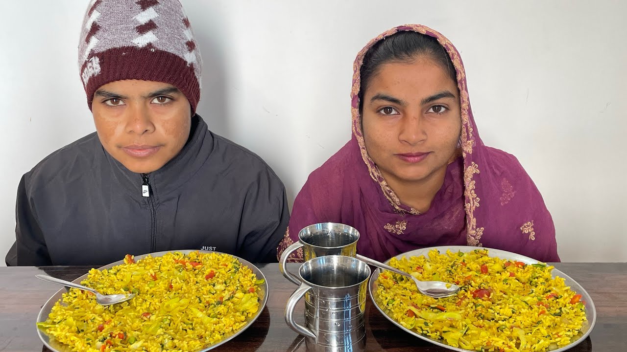 ASMR EATING VEG STIR FRIED RICE /Indo-Chinese Or Asian Dish