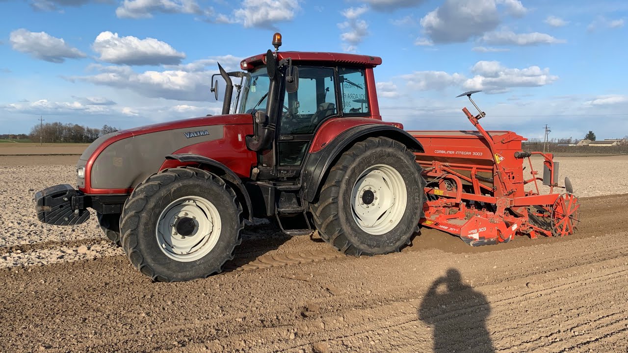 #313- Siew jęczmienia jarego! Valtra T140+ Kuhn Integra 3003