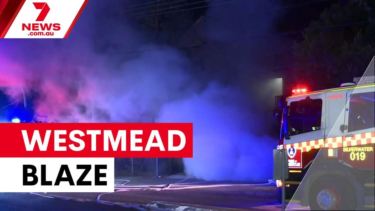 Пожар в жилом комплексе в Уэстмиде привел к ночной эвакуации | 7NEWS
