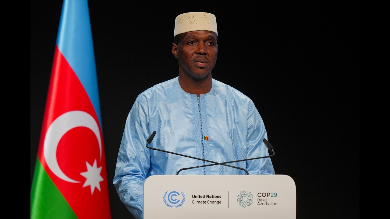 Mali&rsquo;s PM urges public 'not to give in to panic' after Kidal fall