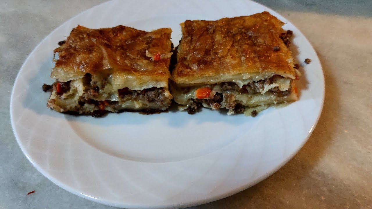 Kıymalı börek tarifi  su böreğinden daha güzel olan  sofralarınıza  renk katacak efsane börek tarifi