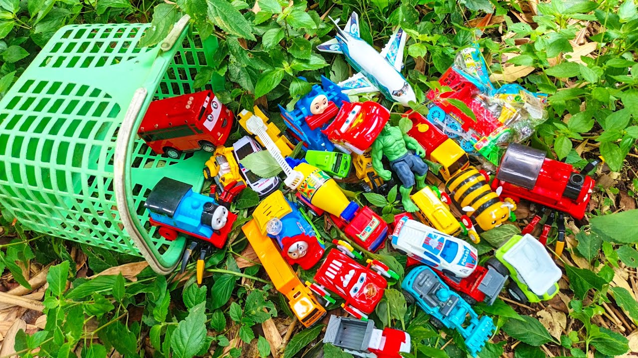 Menemukan Truk Molen, Mobil Balap, Exavator, Mobil Pemadam, Bus Tayo, Truk Tangki,Truk Kontruksi 