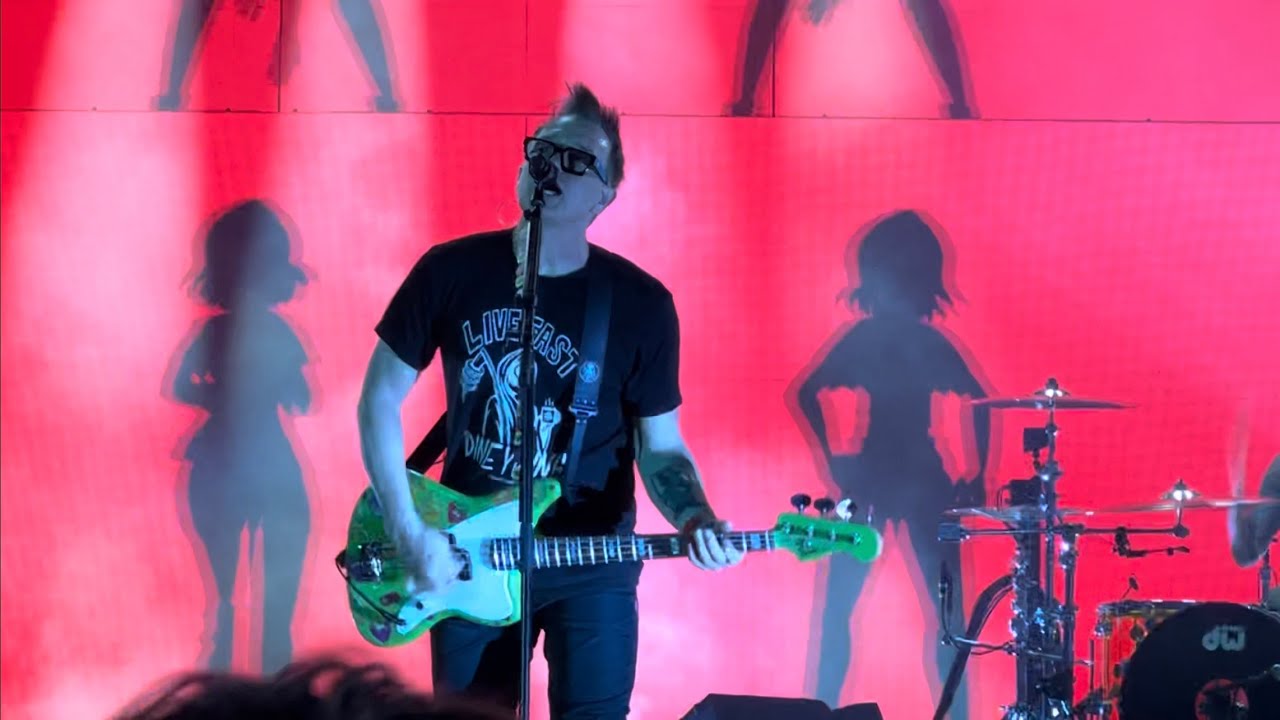 blink-182 - Feeling This (Live at BMO Stadium, Los Angeles, CA 6/17/2023)