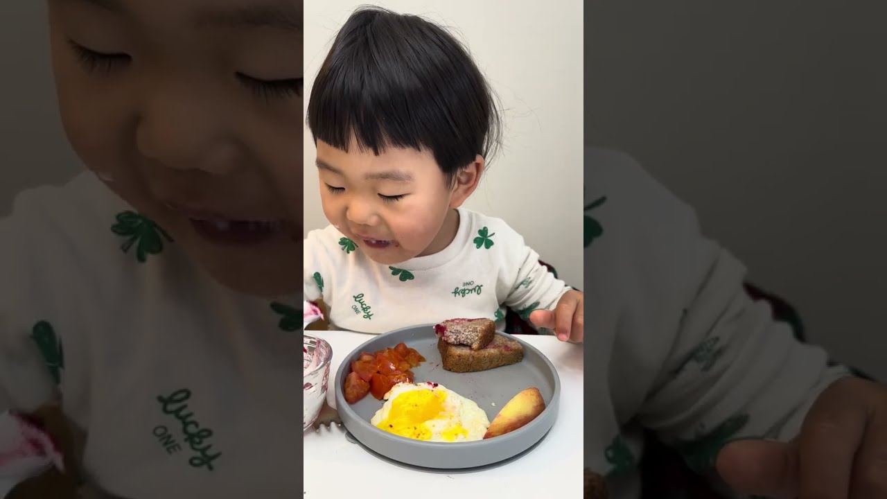 잼 바른 토스트 | Jam Toast