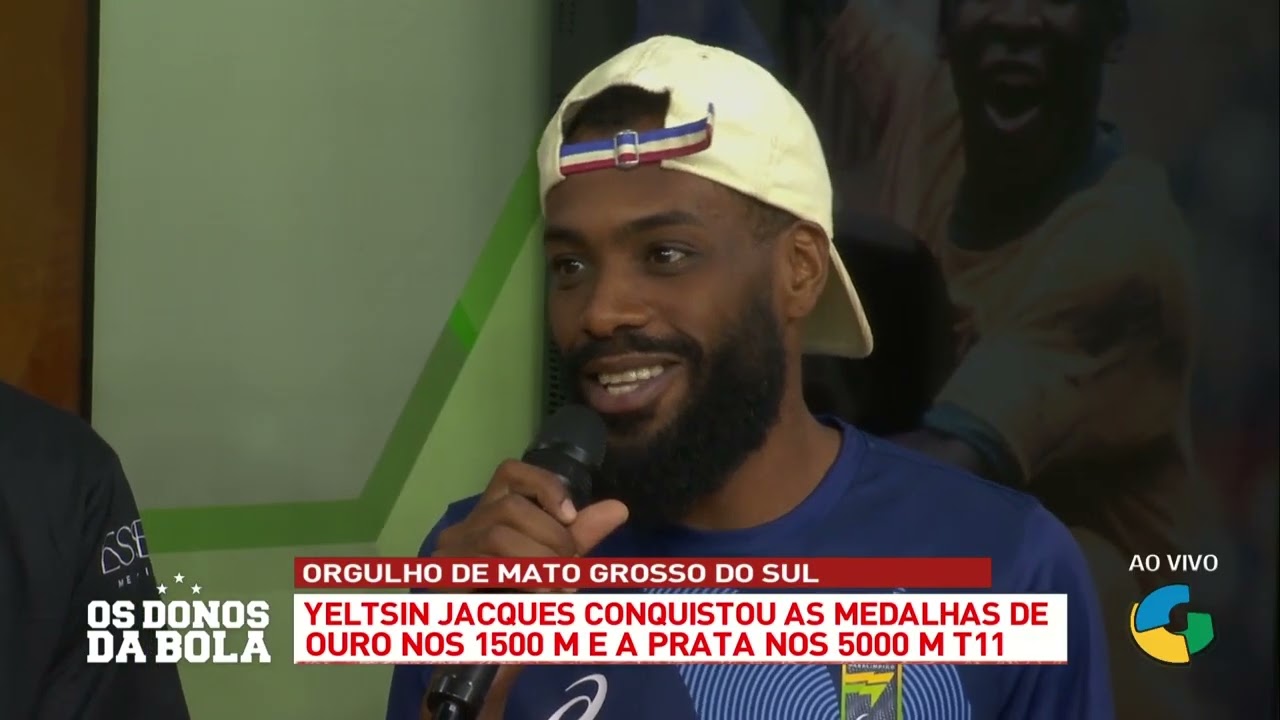 YELTSIN JACQUES CONQUISTOU AS MEDALHAS DE OURO NOS 1500 M E A PRATA NOS 5000 M T11